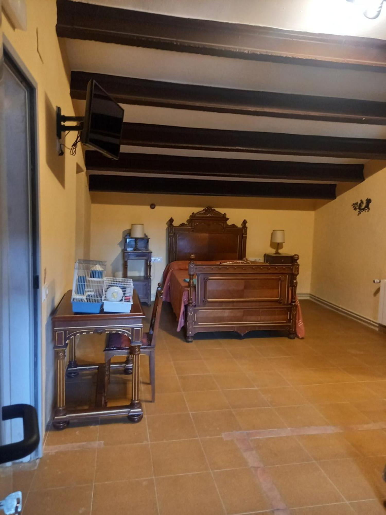 Hostal Rural Mas Blanc San Martín de Centellas Екстериор снимка