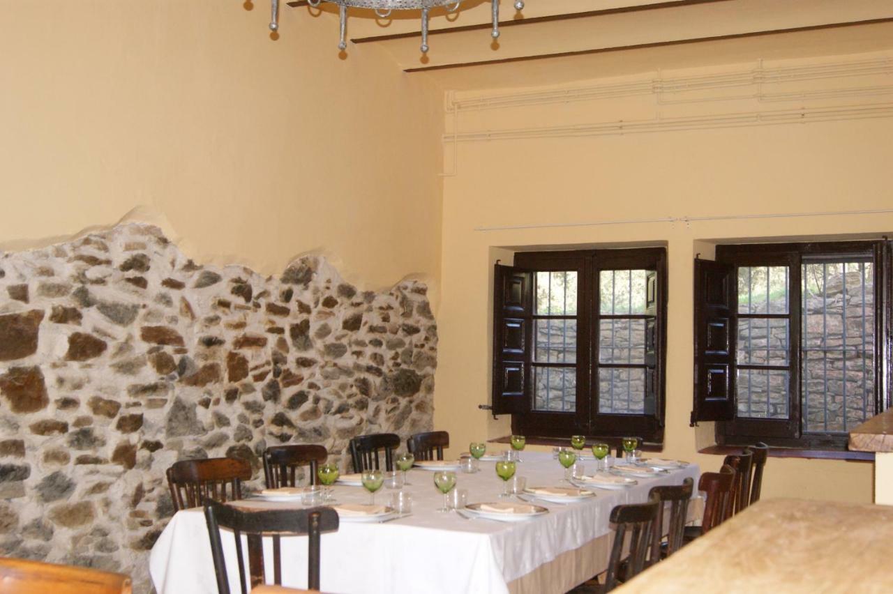 Hostal Rural Mas Blanc San Martín de Centellas Екстериор снимка